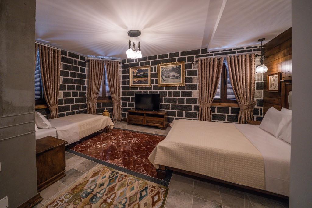 Korca Boutique Hotel Екстер'єр фото