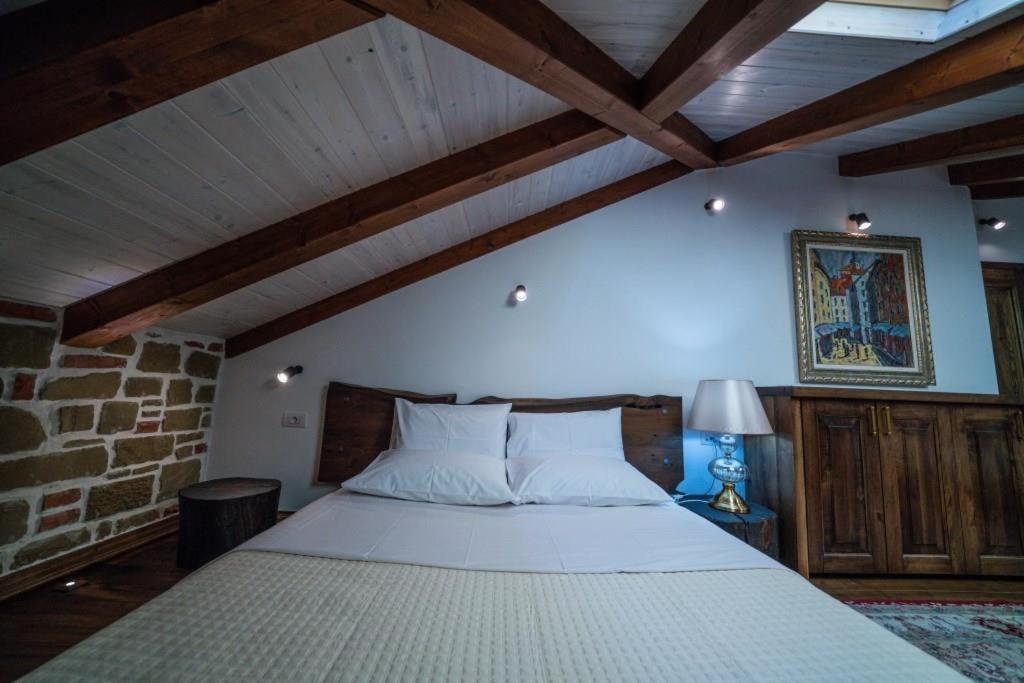 Korca Boutique Hotel Екстер'єр фото
